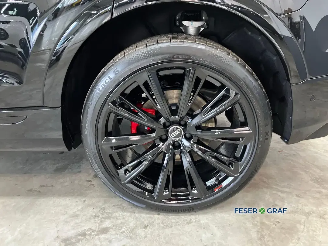 Audi Q8 - Thumbnail 10