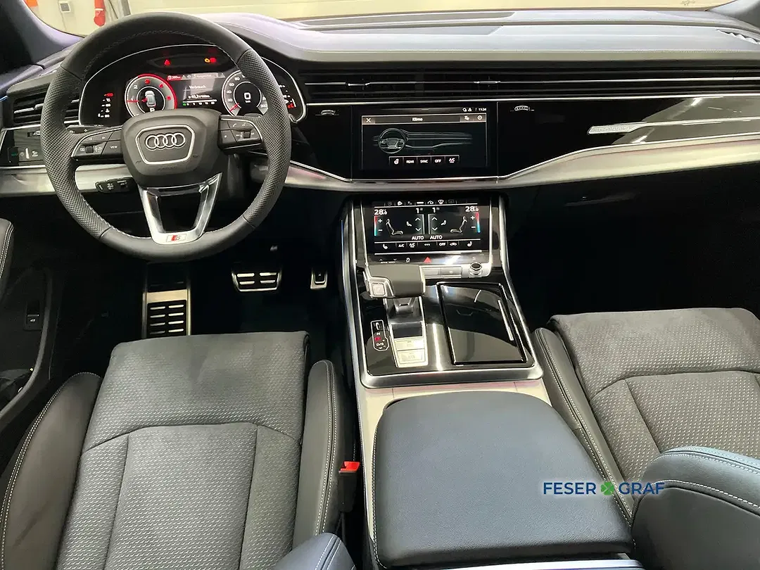 Audi Q8 - Thumbnail 13