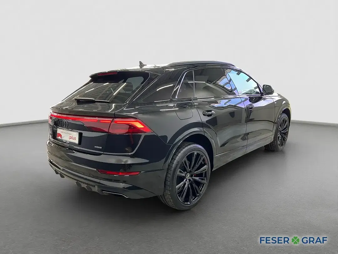 Audi Q8 - Thumbnail 8