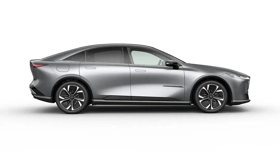 Mazda 6e - Thumbnail 5