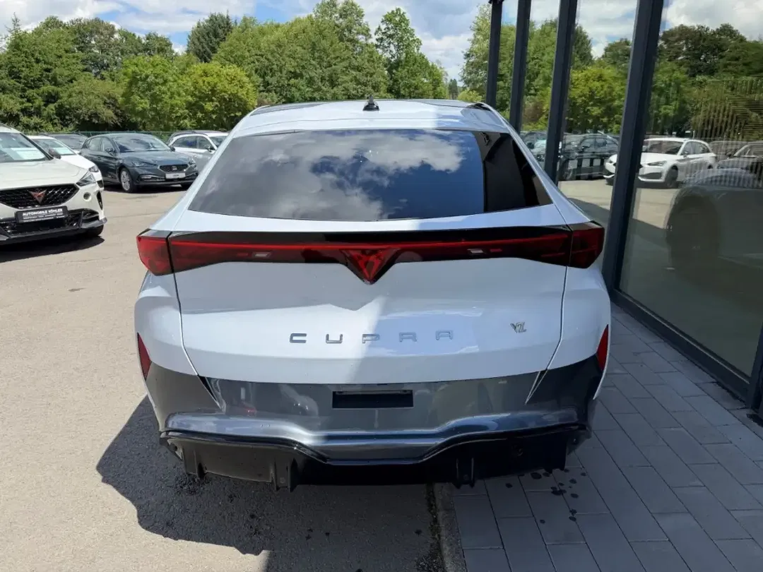 CUPRA Tavascan - Thumbnail 7