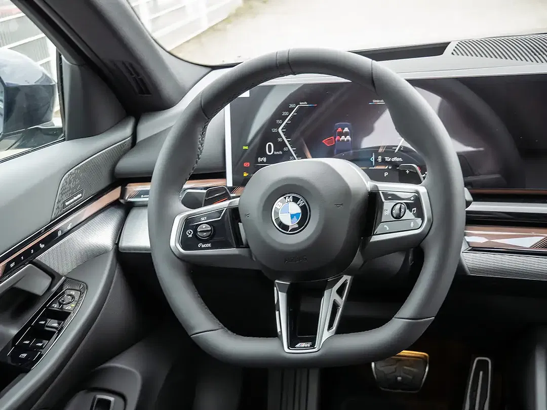 BMW 520 - Thumbnail 10