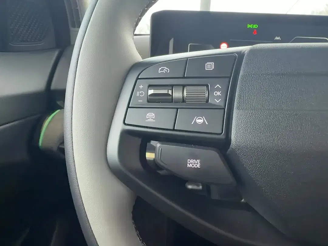 Kia EV4 - Thumbnail 13