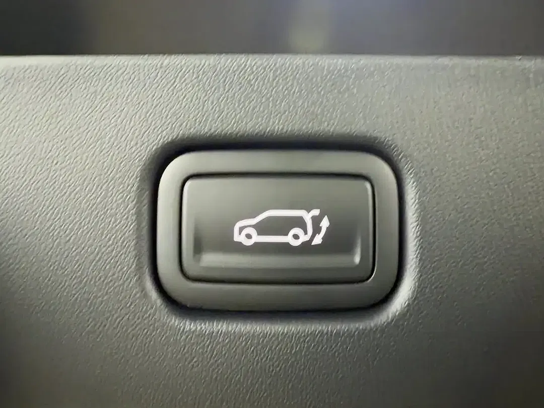 Kia EV4 - Thumbnail 6