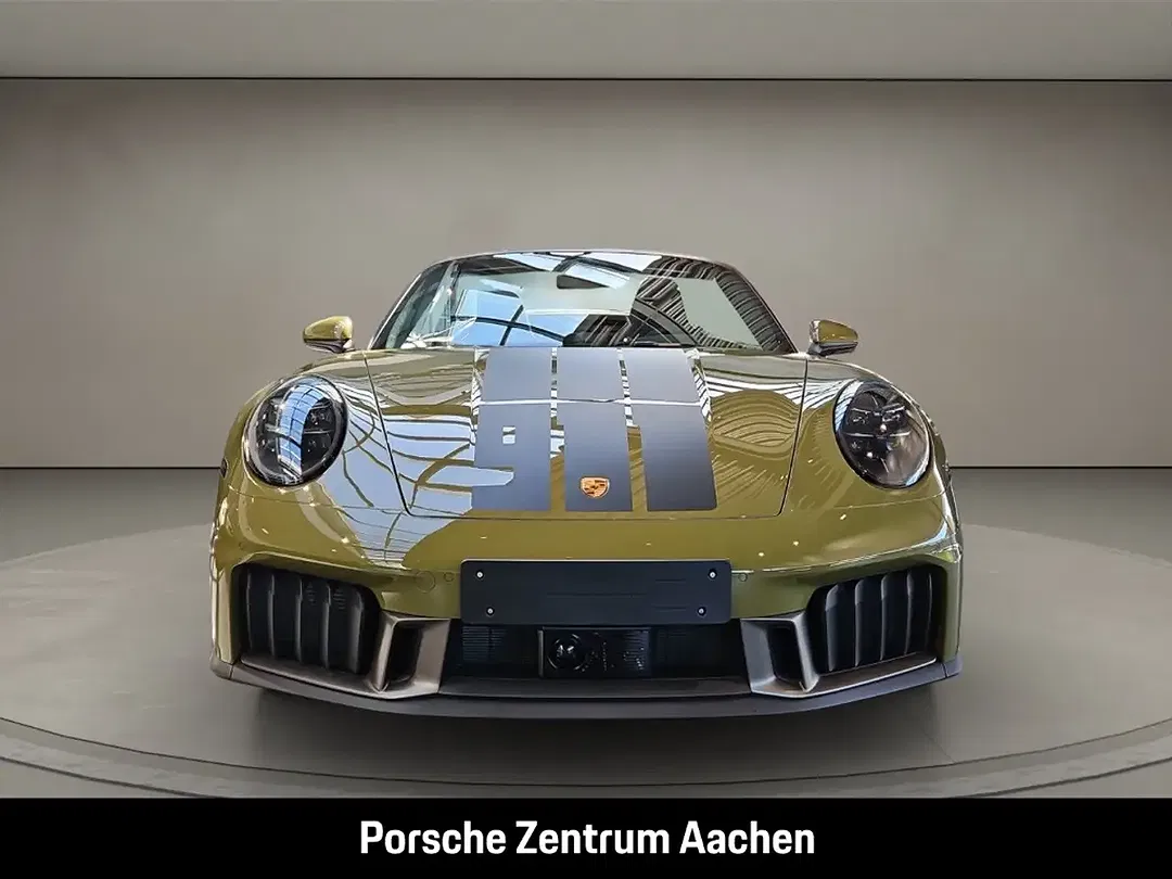 Porsche 992 - Thumbnail 4