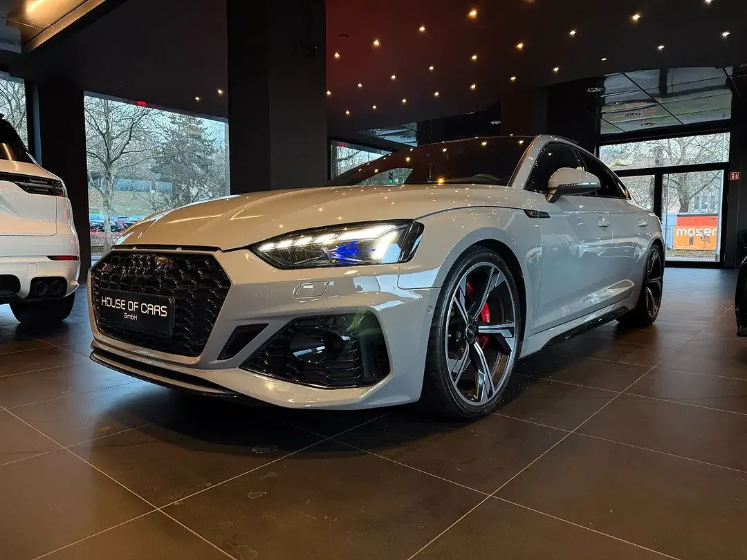 Audi RS5 - Thumbnail 4