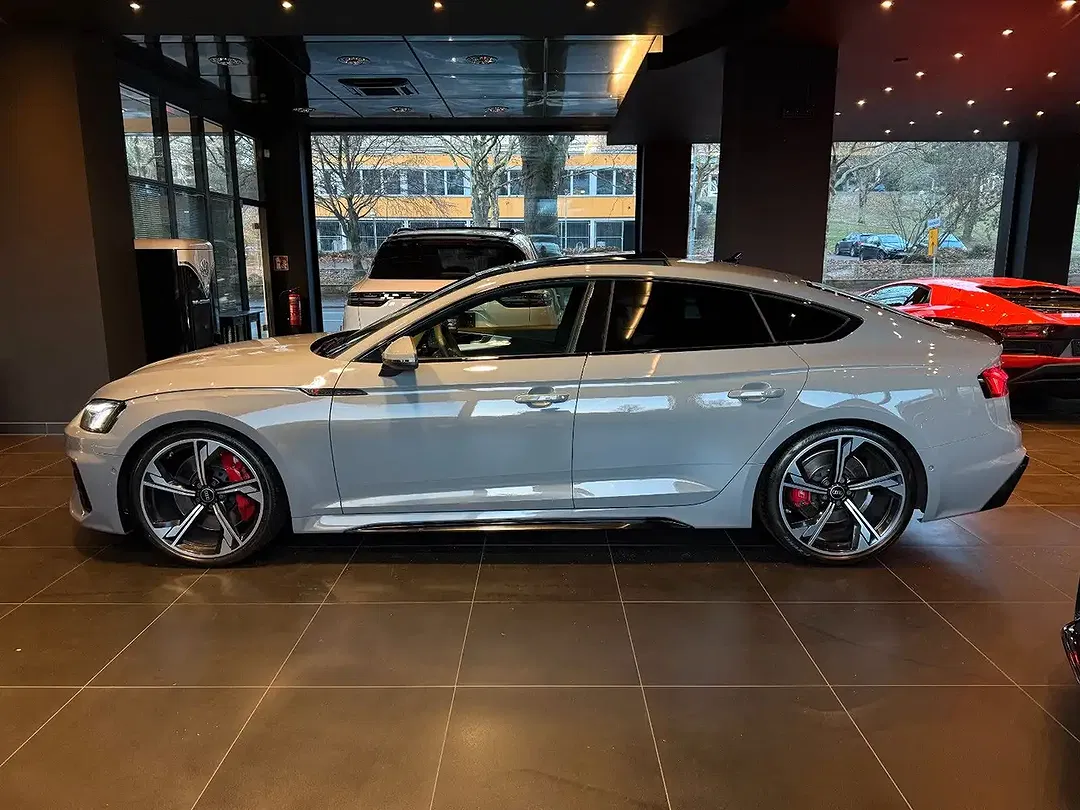 Audi RS5 - Thumbnail 5