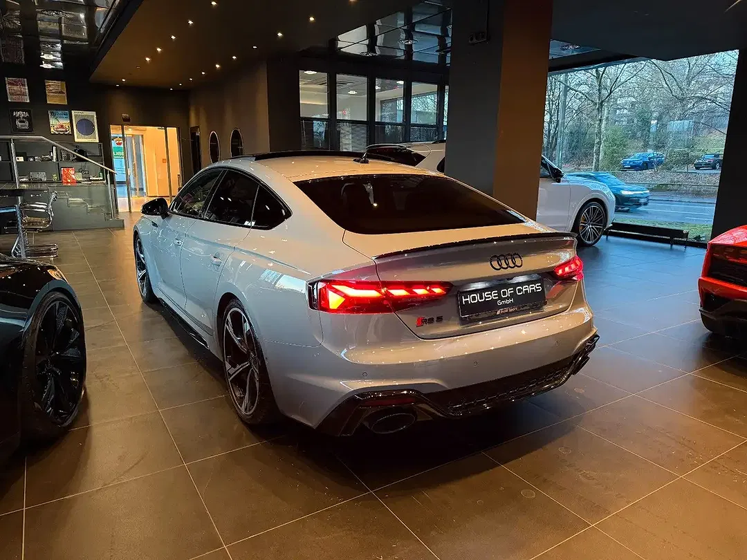 Audi RS5 - Thumbnail 6