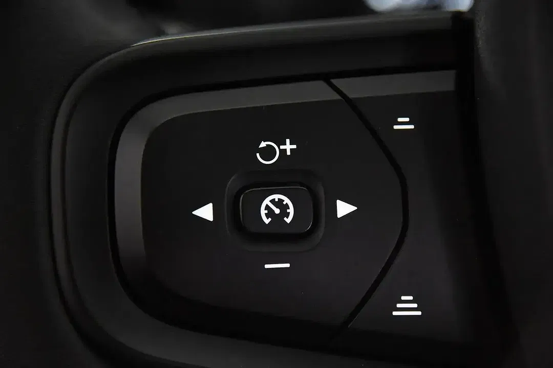 Volvo XC40 - Thumbnail 12