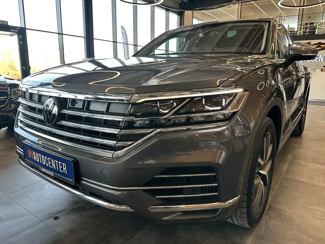 Volkswagen Touareg - Thumbnail 4