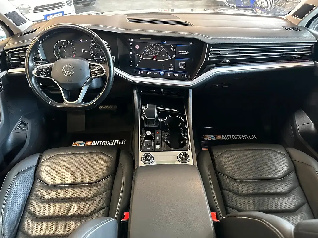Volkswagen Touareg - Thumbnail 8