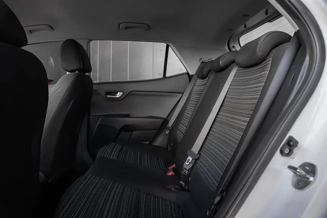 Kia Stonic - Thumbnail 11