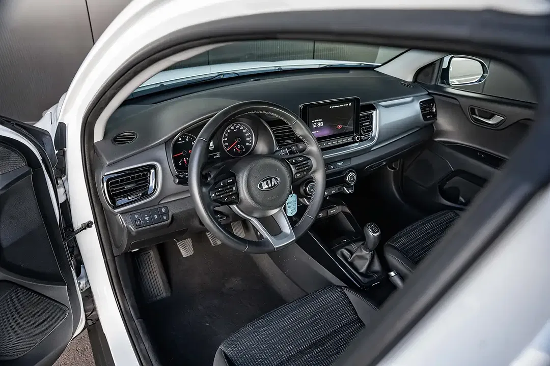 Kia Stonic - Thumbnail 4