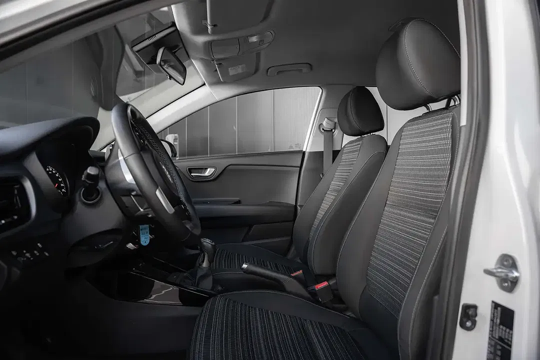 Kia Stonic - Thumbnail 6