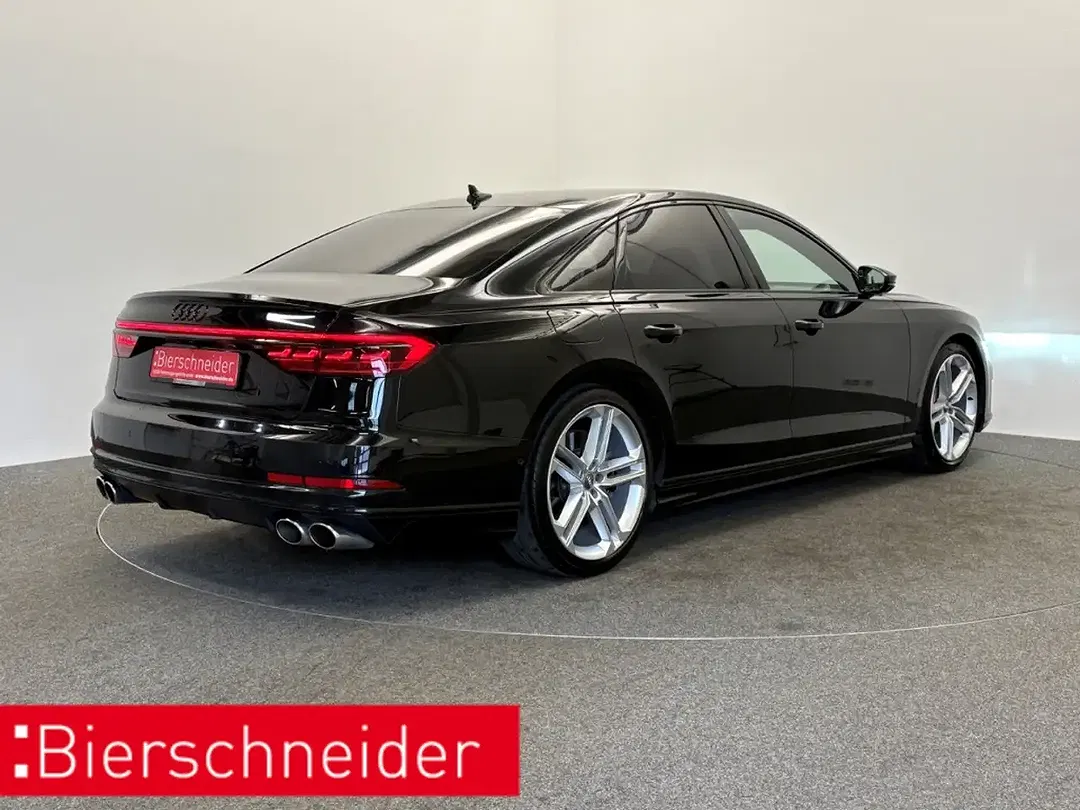 Audi S8 - Thumbnail 5