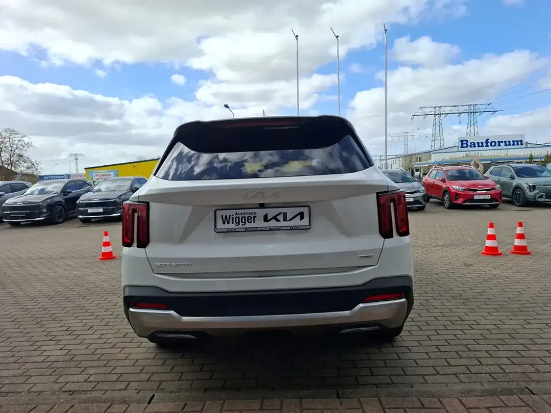 Kia Sorento - Thumbnail 14