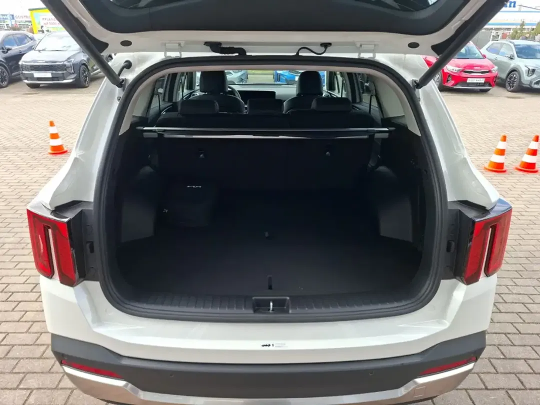 Kia Sorento - Thumbnail 15