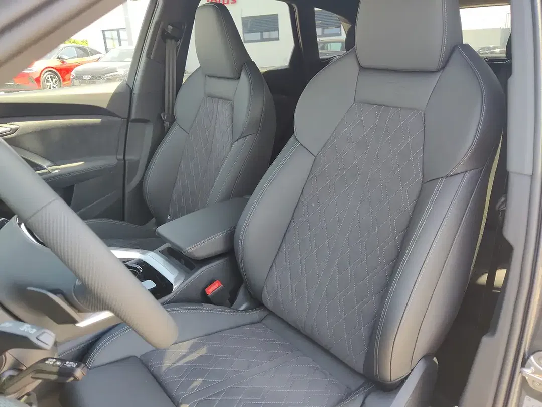 Audi SQ5 - Thumbnail 11