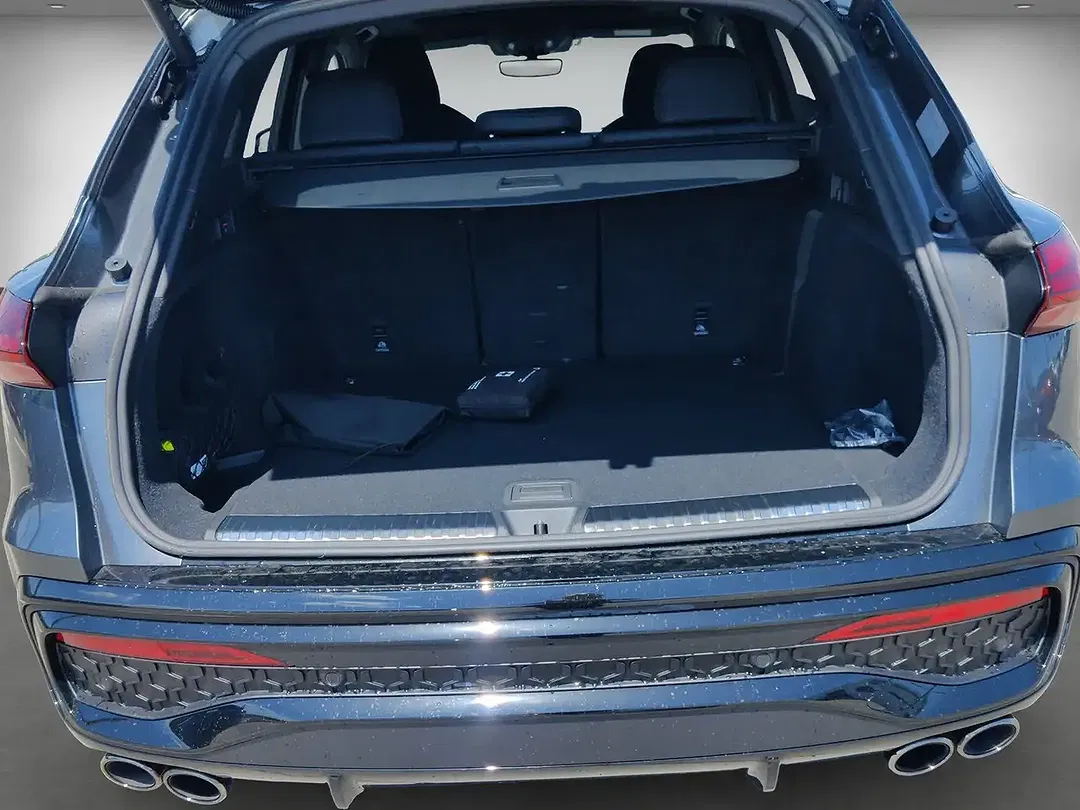 Audi SQ5 - Thumbnail 13