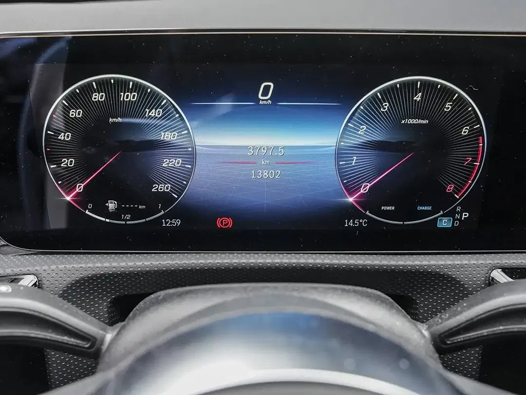 Mercedes-Benz A 200 - Thumbnail 11