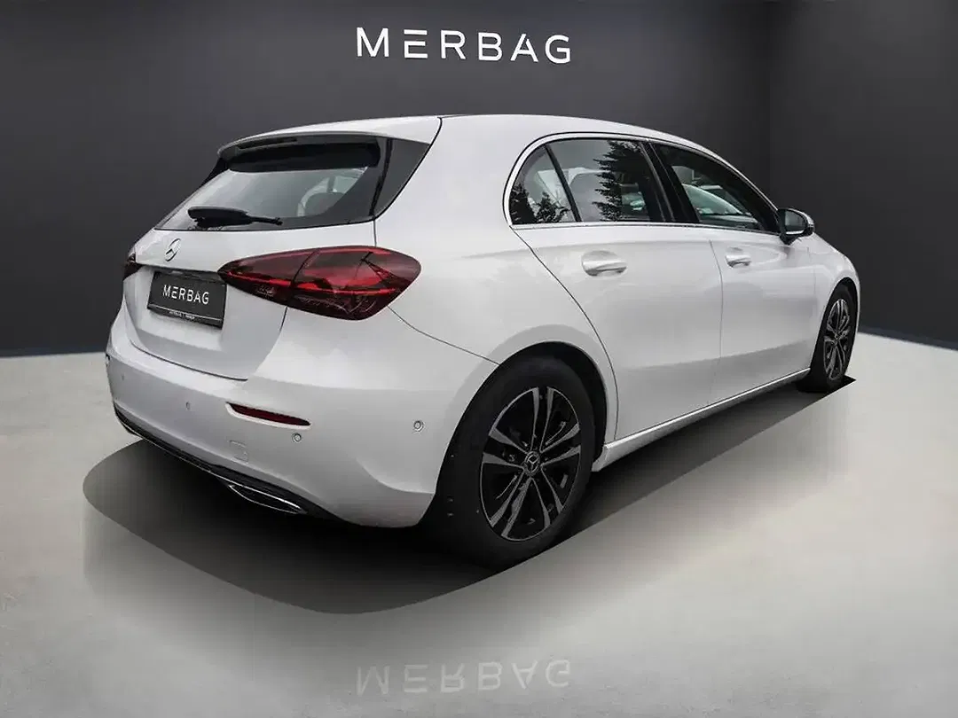 Mercedes-Benz A 200 - Thumbnail 2