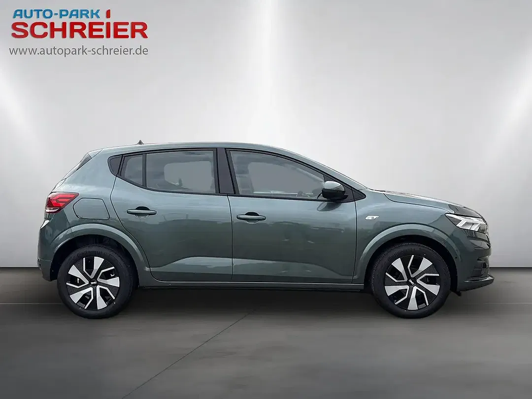 Dacia Sandero - Thumbnail 4