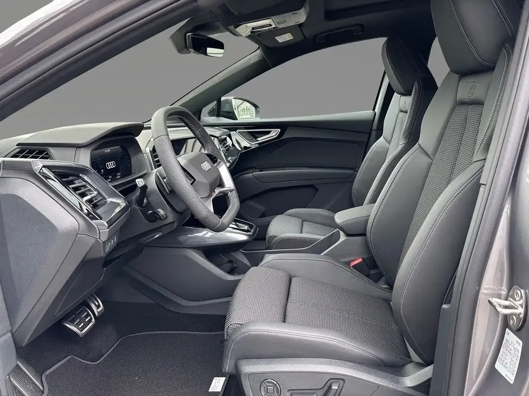 Audi Q4 e-tron - Thumbnail 8
