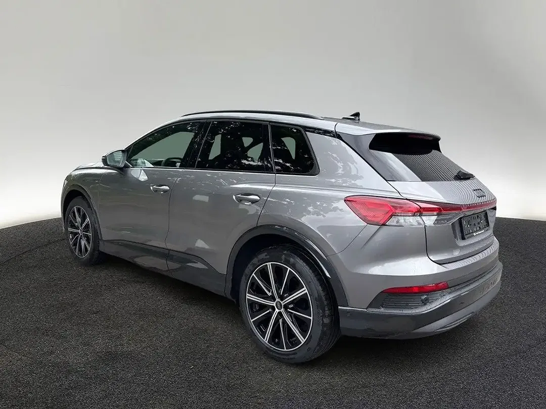 Audi Q4 e-tron - Thumbnail 3