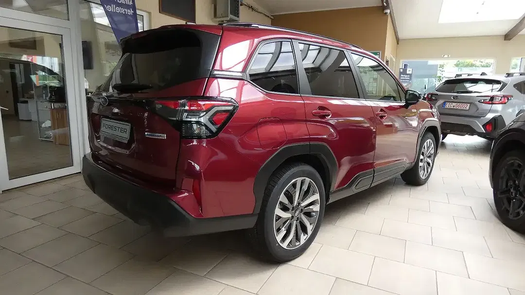 Subaru Forester - Thumbnail 3
