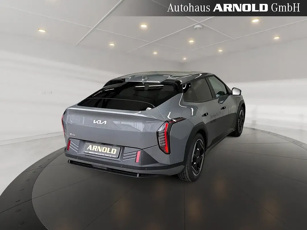 Kia EV4 - Thumbnail 4