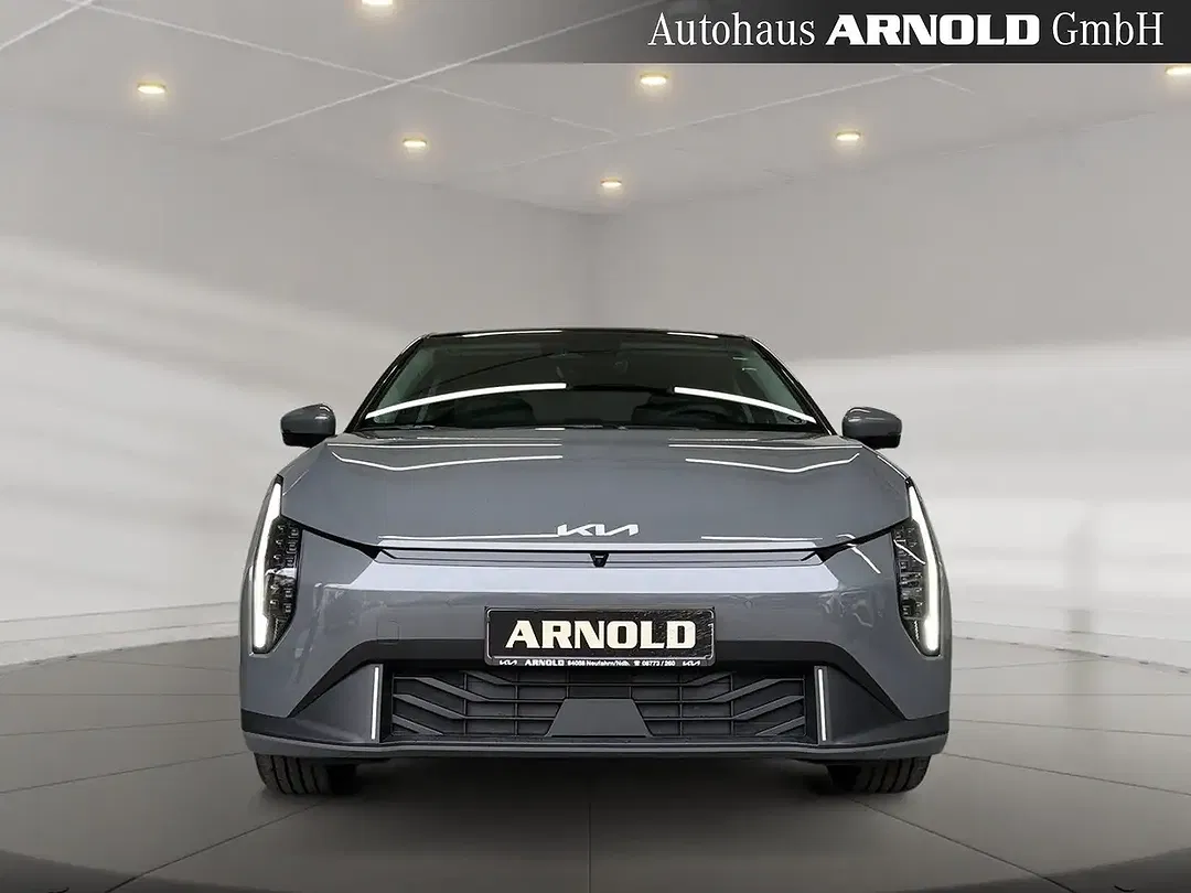 Kia EV4 - Thumbnail 7
