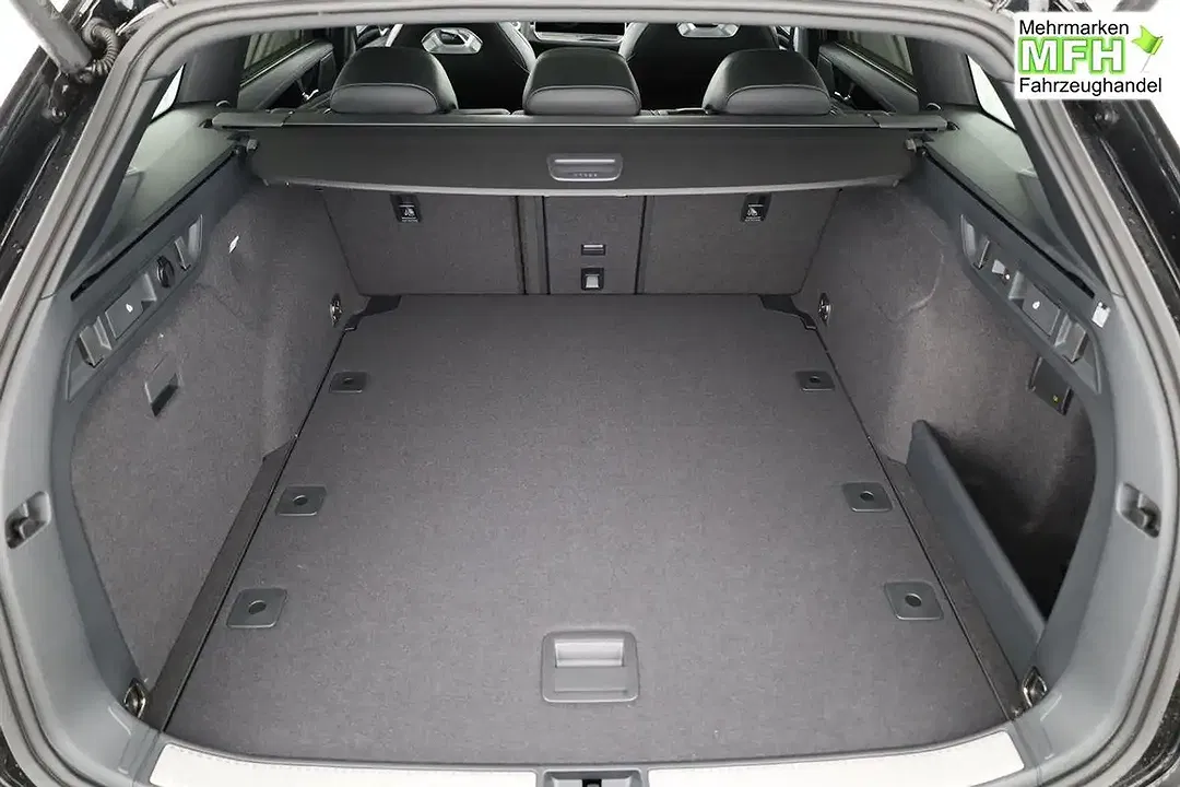 Volkswagen Passat Variant - Thumbnail 12