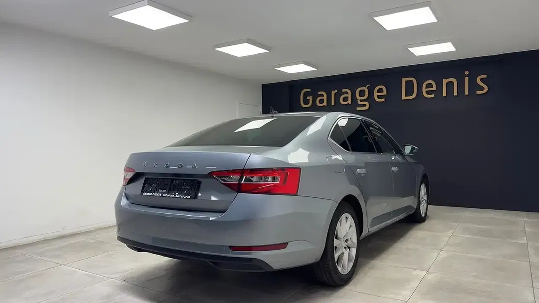Skoda Superb - Thumbnail 6