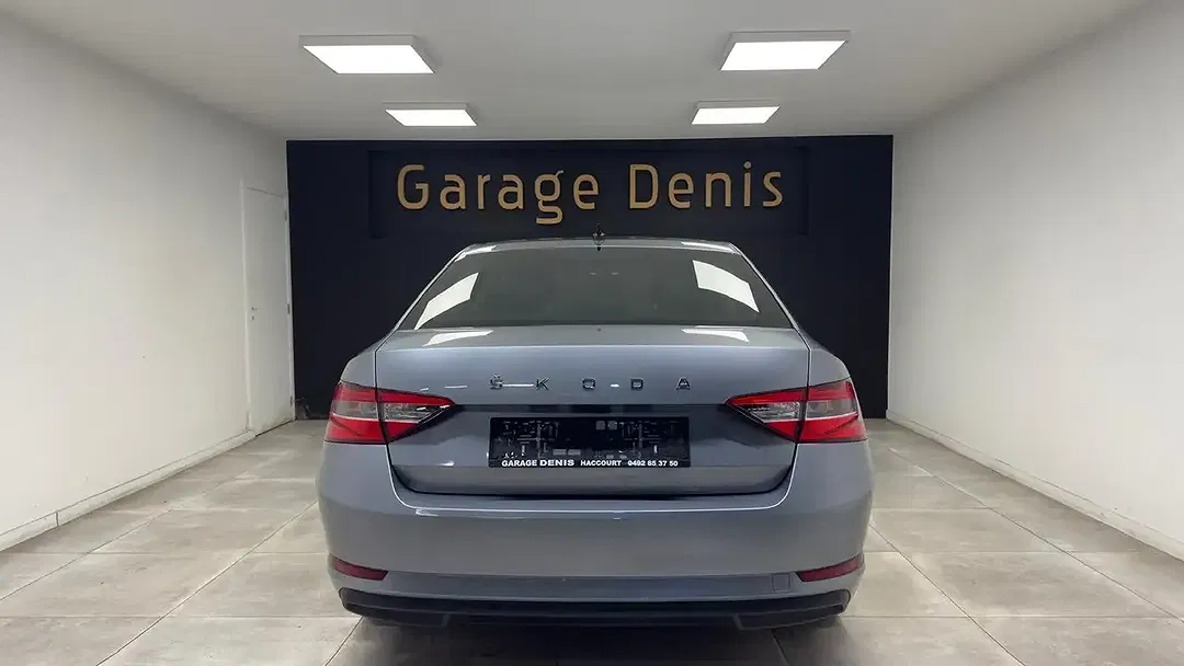 Skoda Superb - Thumbnail 7
