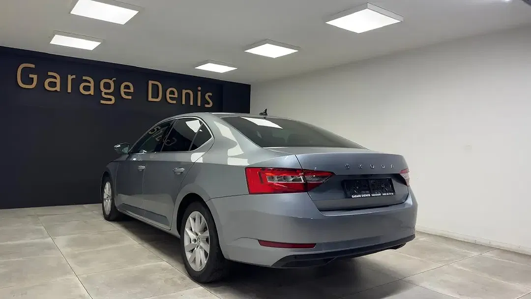 Skoda Superb - Thumbnail 8