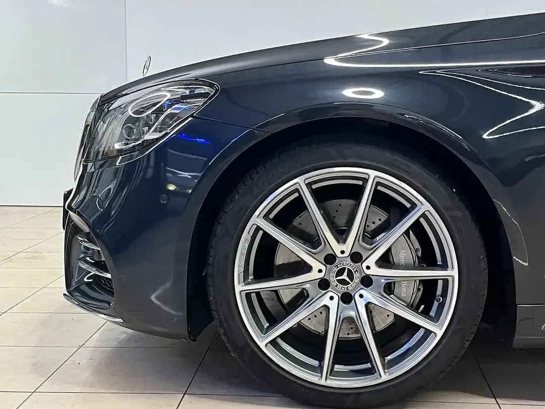 Mercedes-Benz S 560 - Thumbnail 6