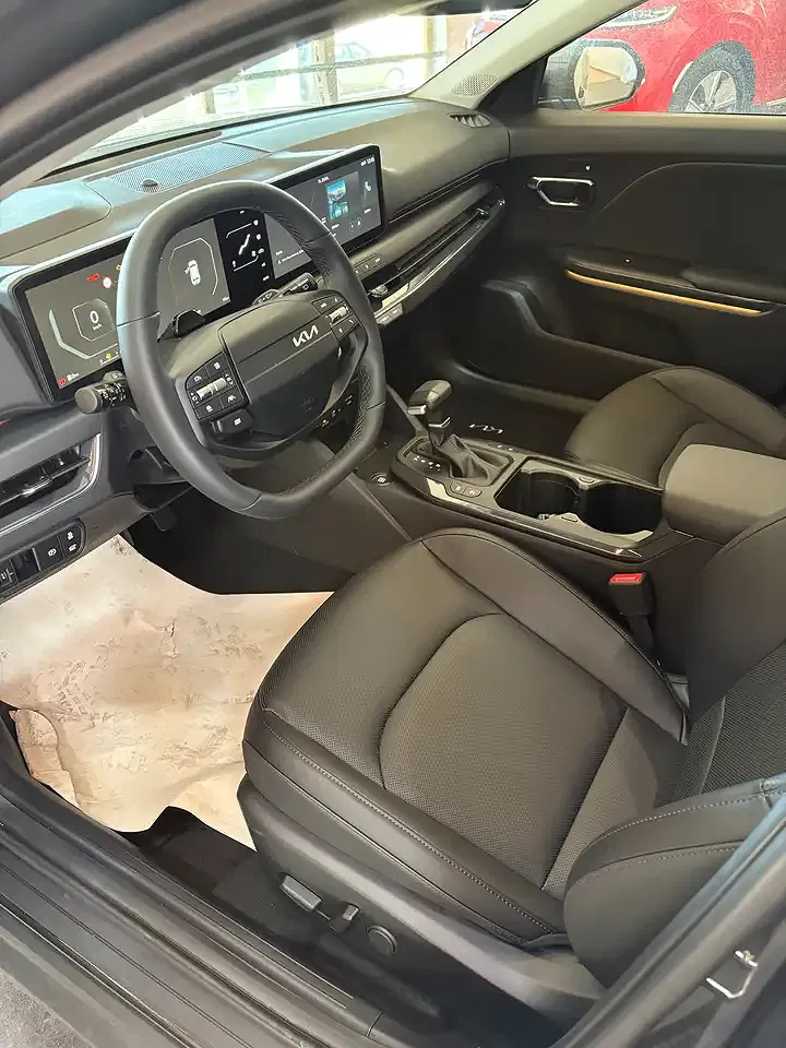 Kia K4 - Thumbnail 10