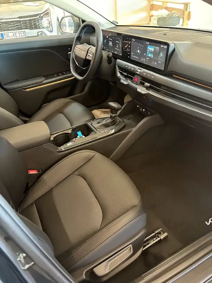 Kia K4 - Thumbnail 11