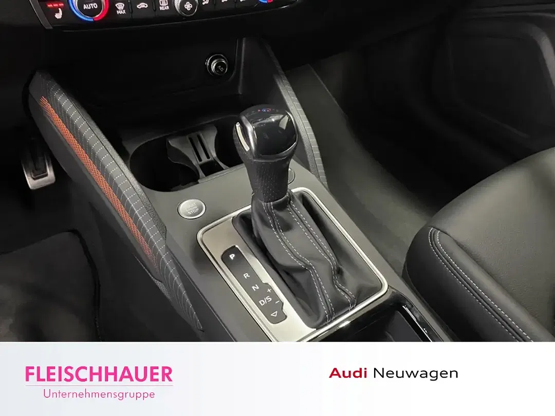 Audi Q2 - Thumbnail 14