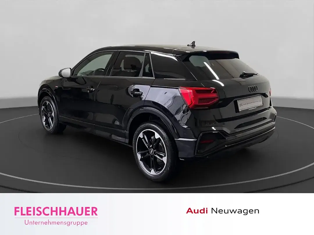 Audi Q2 - Thumbnail 5