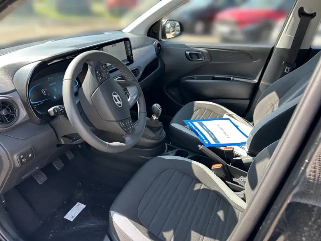 Hyundai i10 - Thumbnail 10
