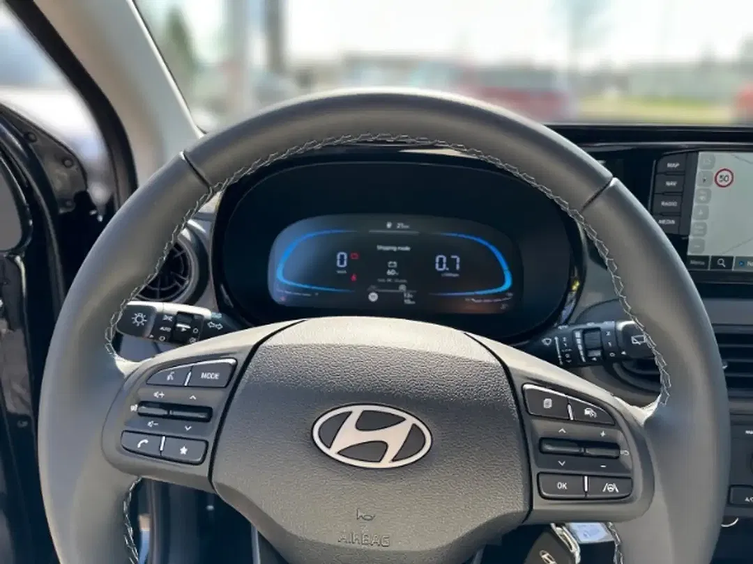 Hyundai i10 - Thumbnail 11