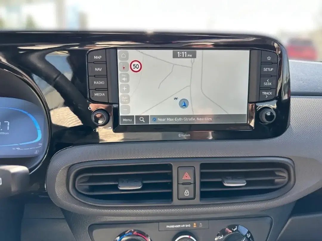 Hyundai i10 - Thumbnail 12