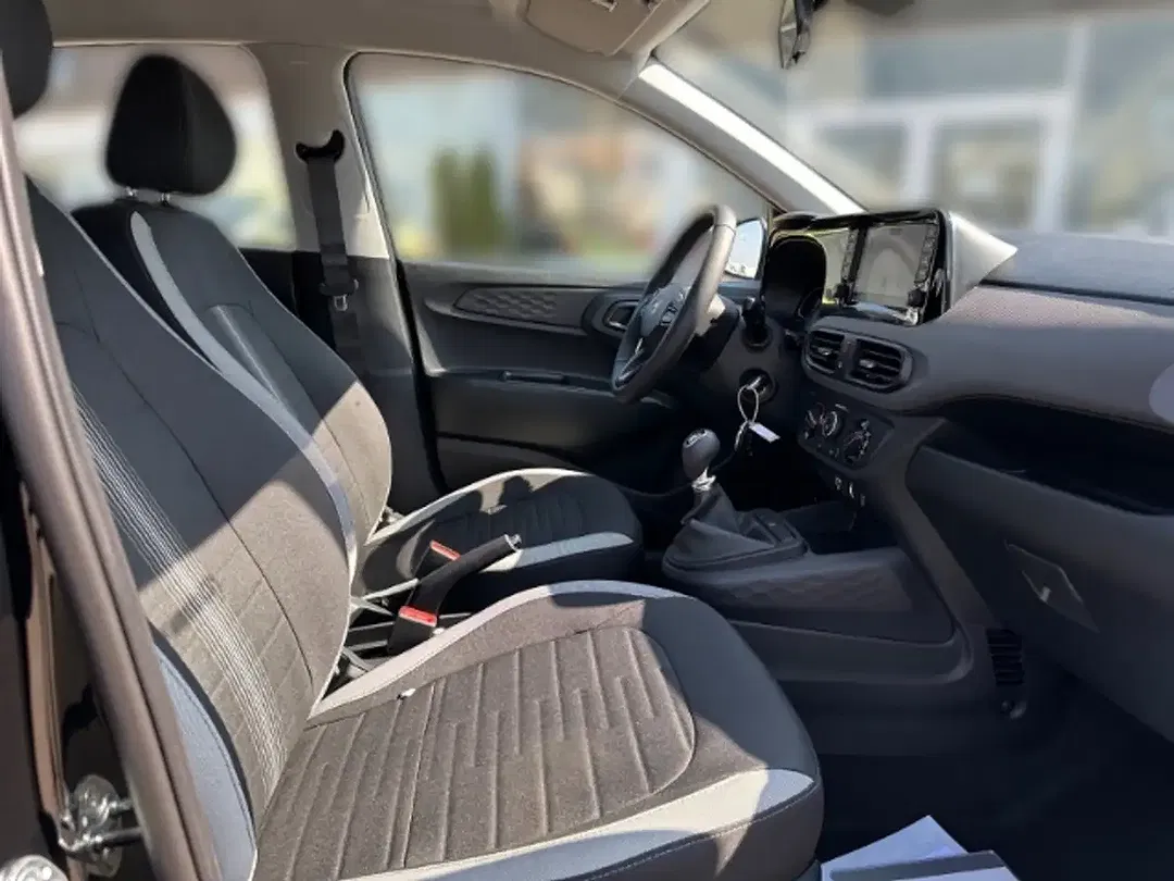 Hyundai i10 - Thumbnail 7