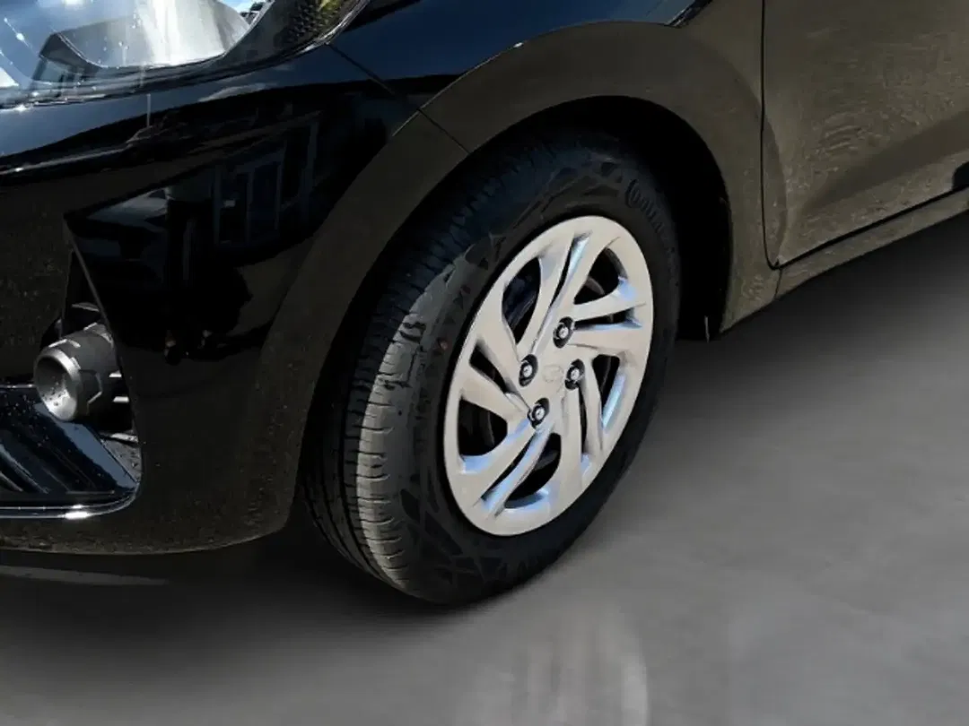 Hyundai i10 - Thumbnail 9