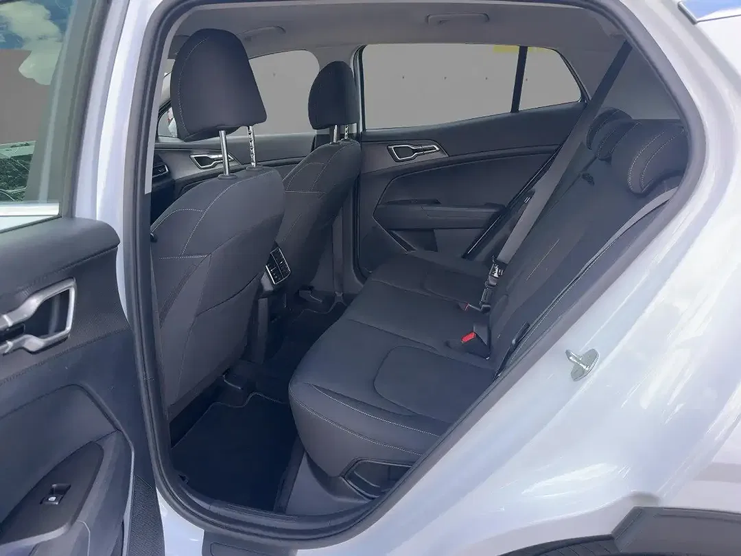 Kia Sportage - Thumbnail 6