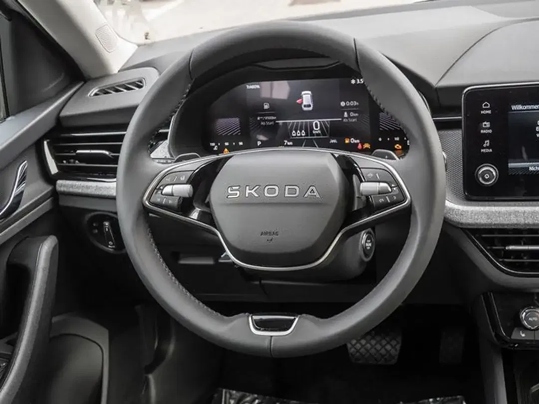 Skoda Scala - Thumbnail 3