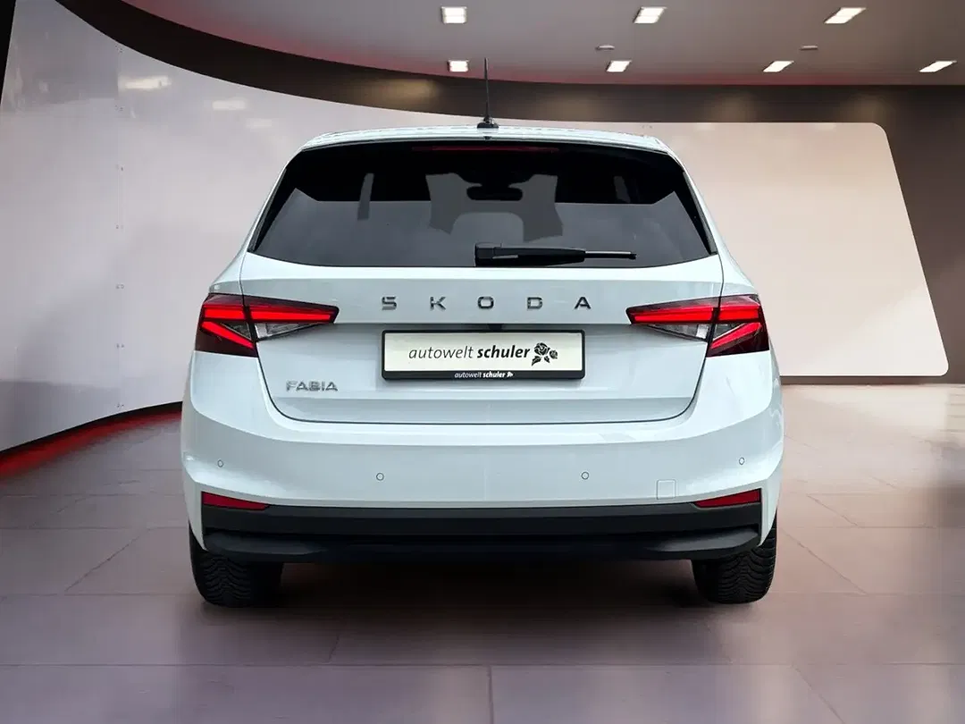 Skoda Fabia - Thumbnail 4