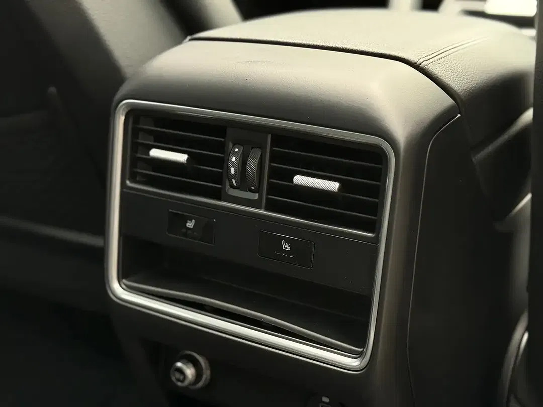 Porsche Cayenne - Thumbnail 12
