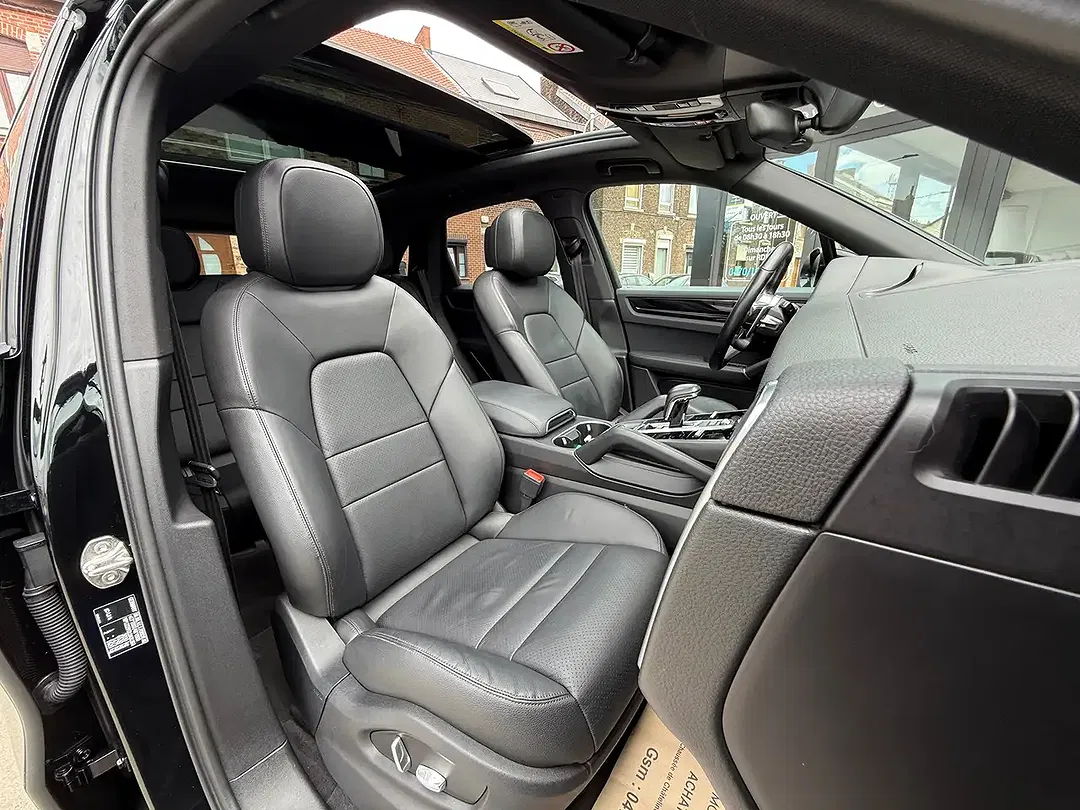 Porsche Cayenne - Thumbnail 14